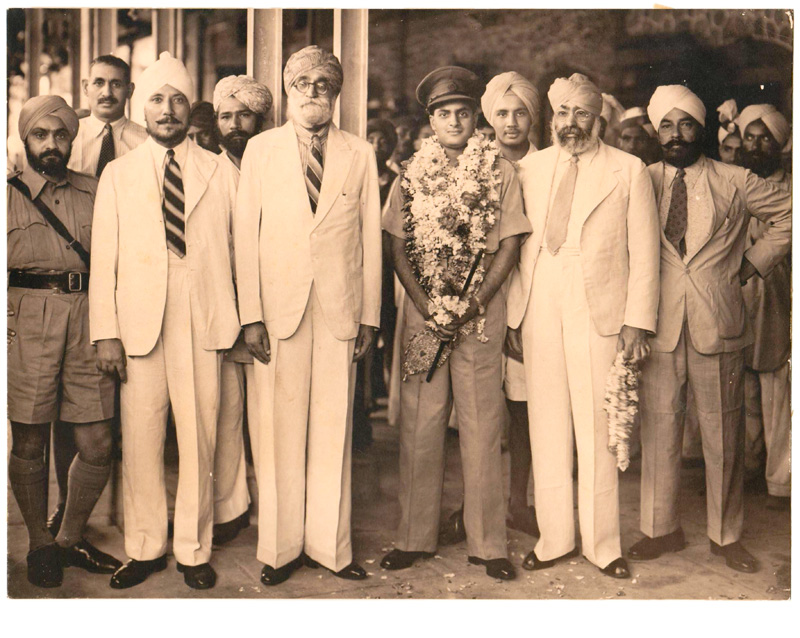 Raj-Kohli-w